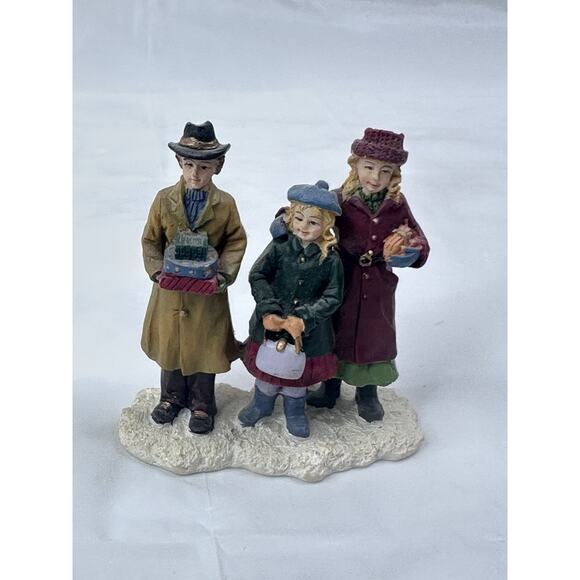 St. Nicholas Square Village Christmas Family Bringing Gifts Figurines Retired - Picture 1 of 5